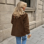 Nuria – Chaqueta Oversize De Ante Con Botones